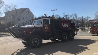 Wareham Breaker 401 and 404 responding to the brush fire on interstate 495