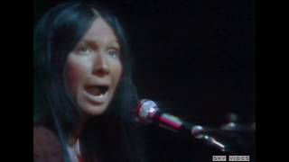 Buffy Sainte-Marie \