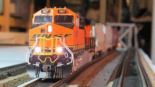 NEW! BNSF ET44C4 DCC and Sound! Intermountain Tier 4 Gevo Review