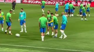 【現地映像】試合前ブラジル代表のアップ