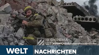 PUTINS KRIEG: Russen geschockt - Ukrainische Armee knackt Bachmut-Verteidigungslinie | WELT Stream