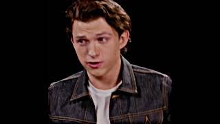 when people say: what makes you strong? Me: mmm.... Tom Holland😘 Spider-Man No Way Home Marvel💗🤟 MCU