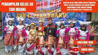 Penampilan kelas 5B Tari Indang