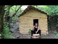 Bushcraft Survival Shelter, Crafting a Fish Trap, Catch and Cook, Fish in Clay, Life Off Grid, ASMR