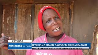 Ab'oku kyalo kabalira omwenge bagukeera nga mmisa.Kino kyeraliikirizza abakulembeze baabwe.