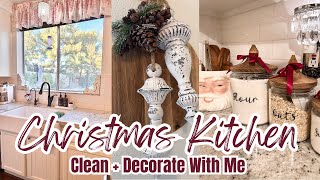 CHRISTMAS DECORATING ~ CHRISTMAS KITCHEN DECOR ~ FRENCH COUNTRY STYLE ~ CHRISTMAS DECOR IDEAS