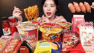 SUB)Convenience Store Food Mukbang #5! Spicy Cheese Ramyun Kimbap Sausages Pizza, Strawberries Asmr