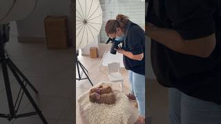 Behind the scenes of a newborn twins session #newborn #newbornphotography #love #twinbabys