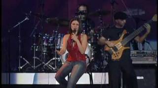 Laura Pausini-  Inolvidable (en vivo) - World tour 2001- 2002