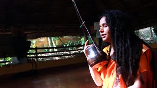 'Mon Jodi Tui / Going Beyond Gender': Parvathy Baul