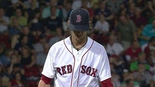 CWS@BOS: Buchholz strikes out Flowers to end inning