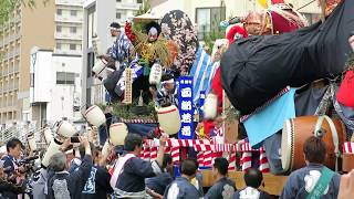 角館のお祭り 山車ぶつけ合い