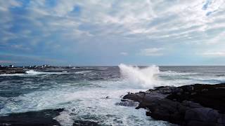 Amazing Waves near Peggy's Cove, Nova Scotia - 4K UHD