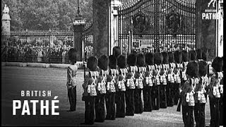 Business Men Mount Guard At Buckingham Palace (1938)