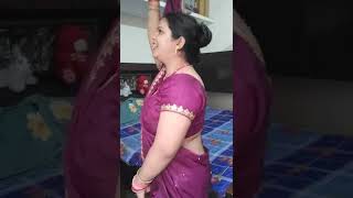 Desi bhabi deep navel