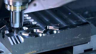 CoroMill® 390 - Machining demonstration by Sandvik Coromant