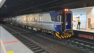 4216次樹林發車經由北迴線開往南澳的單組EMU500型四輛一編組EMU502區間車