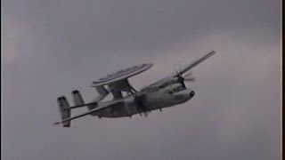 E-2 Hawkeye Demonstration - 2004 NAS Oceana Airshow