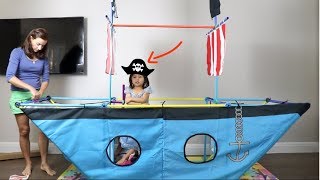 CHLOE AJUDA A MAMÃE A MONTAR UM BARCO PIRATA!!! Ft. Mundo da Vivi