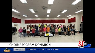 Hartselle High choir gets some help