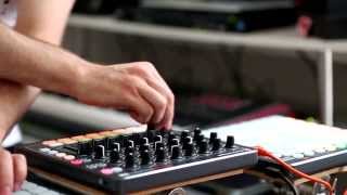 Novation // Launch Control XL Performance ft. Avec Sans