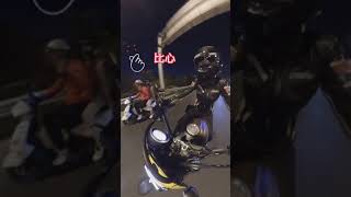 女骑士 英姿飒爽碰到了摩托小情侣，瞬间相信了爱情 bike girl