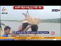 మత్స్యకారుల వలలో చిక్కిన టన్నున్నర టేకు చేప teak fish caught in fisherman s net gilakaladindi