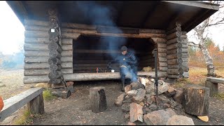 Suomunlatvan laavu. Urho Kekkosen Kansallispuisto Saariselkä