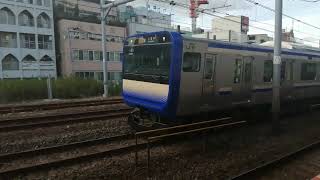 JR東日本E235系1000番台横クラJ-25編成+横クラF-18編成横須賀・総武快速線快速久里浜行き平井駅通過