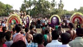 Thriputta Pooram 2011 @ Kullappully , Shoranur-2 , Pootham