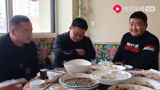 俺是山东人：哥六个聚会十二个硬菜，最小的兄弟喝酒最猛，山东大汉名不虚传