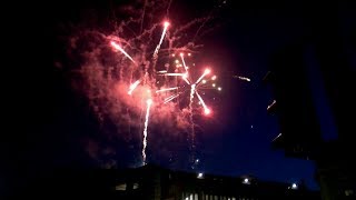 Knallhartes Feuerwerk (mit Salutschüssen) - Bergedorfer Stadtfest 2017