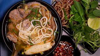 Cách nấu Bún Bò Huế đơn giản tại nhà đậm đà như ngoài hàng | Spicy Beef Noodle Soup