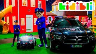 Play policemen and ride on Police cars With Kidibli | Kids Pretend to Play | Animaj Kids