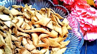 Crispy Crunch: The Ultimate Namak Pare Recipe! |  Amna's VIP Kitchen