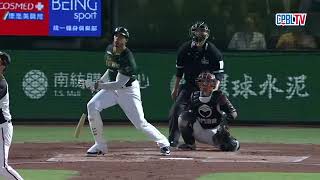 07/17 台鋼 VS 統一 賽後，台鋼魔鷹今天擊出雙響砲，本季累積十九支，在排行榜上穩居第一