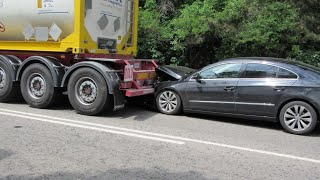 Ген.Атанасов пострада в катастрофа на пътя Русе-Бяла