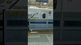 Trains vs Shinkansen #shortvideo #shinkansen #train #bullettrains #short #japan #japantravel