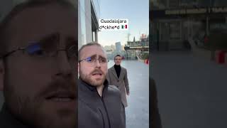 American Polyglot Attacked by British Man in London
