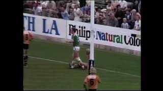 1982 14 players had a hand in this Souths try