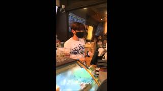 150630 Leeteuk oppa at Kona Beans