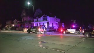 Overnight fire damages several houses in Racine