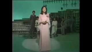 Teresa Teng 鄧麗君1976年日本夜之舞臺演唱《ふるさとはどこですか》