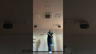 @82major_official 82major/ choke dance cover mirror