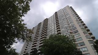 5 Greystone Walk # 2007 Toronto- A Wonderful 1+1 20th Floor Condo W/  great views under $400,000!!