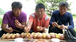 옛날에 먹던 그 맛! 삶은감자 [Delicious boiled potato]