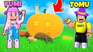 VEM BYGGER BÄST *HALLOWEEN HUS* I BLOXBURG? YUMI vs TOMU