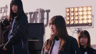 欅坂46、CMでクールな演技　綾野剛から“取材”も　「NTTドコモ」新CM「ハピチャン」編が公開