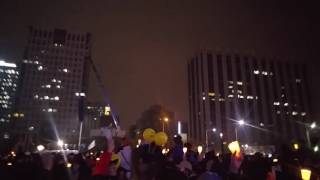 외신이 감탄한 촛불 생방송 스나미 집회 Candlelight vigils a million citizens of the Republic of Korea.(19)(32)