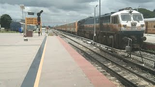 Mysore Talguppa Express arrives at Arsikere - Indian Railways